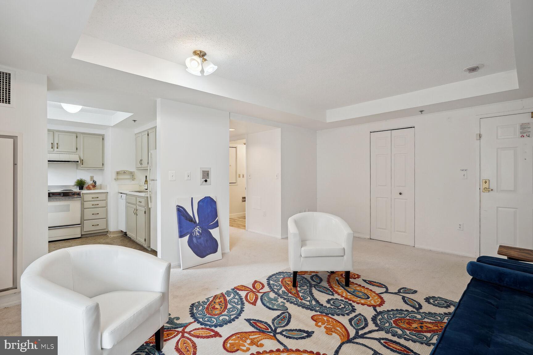 THE JEFFERSON - SUNRISE SENIOR LIVING - Residential