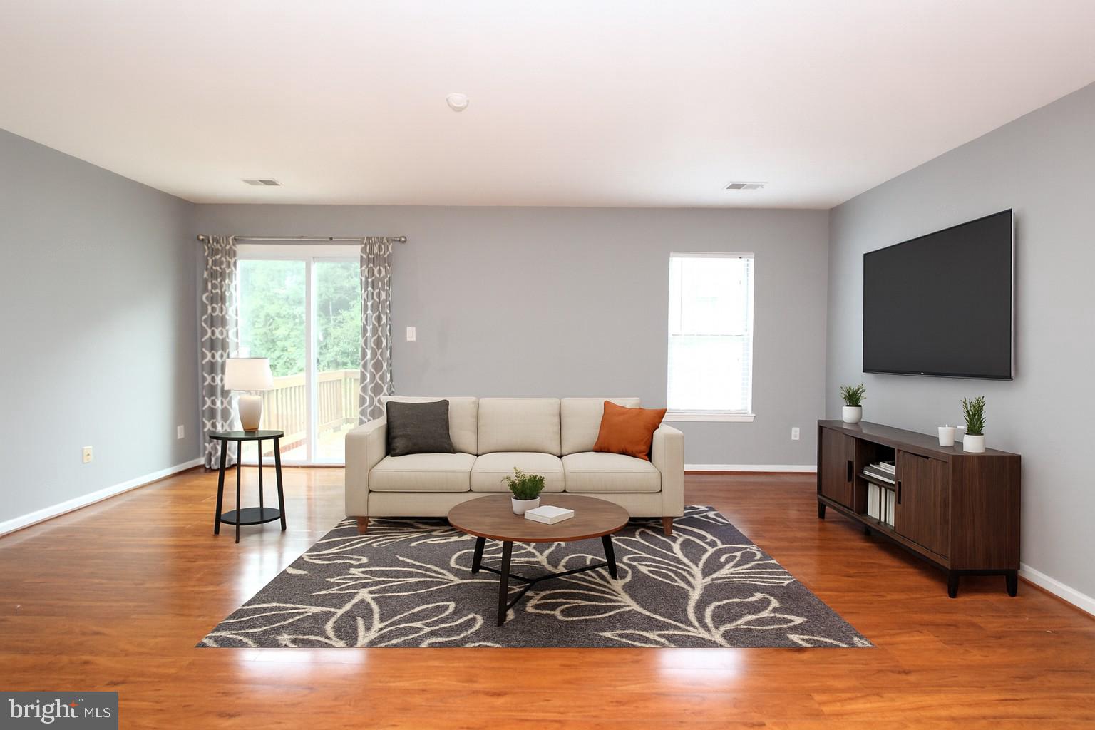 STOCKBRIDGE CONDO - Residential