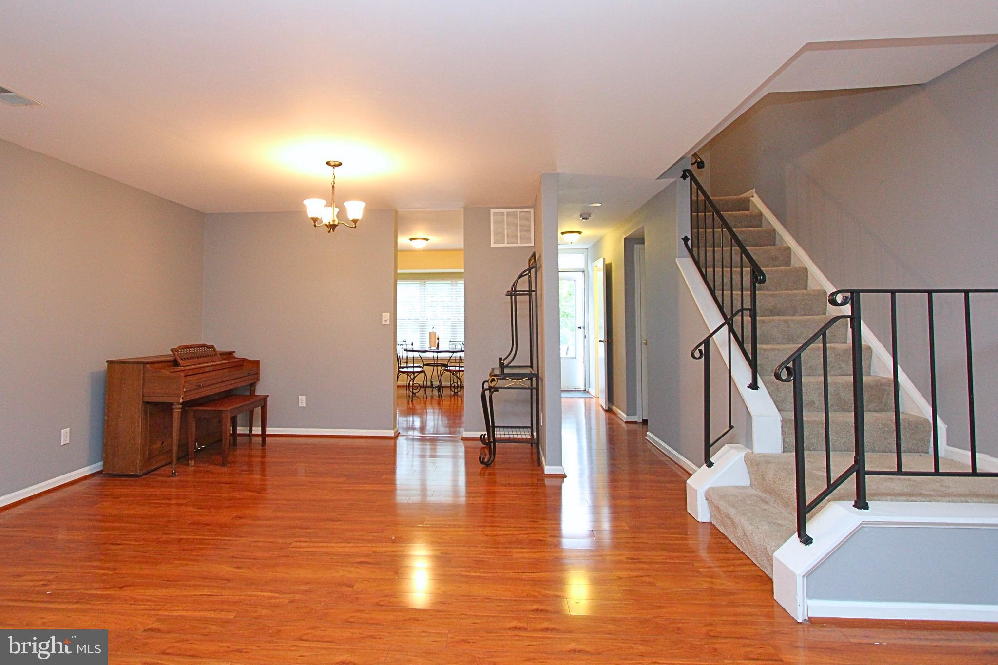 STOCKBRIDGE CONDO - Residential