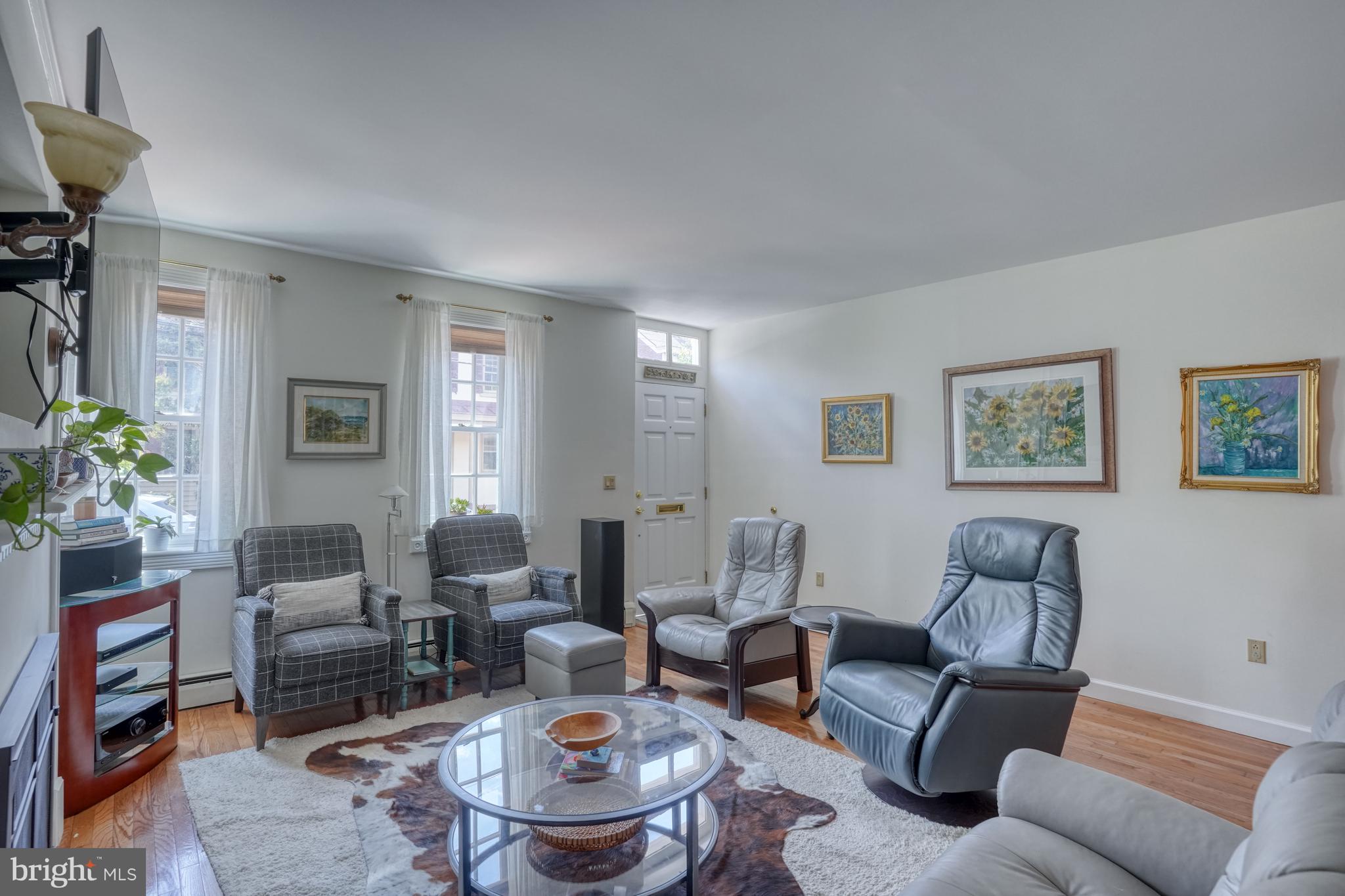 OLD NEW CASTLE - Residential