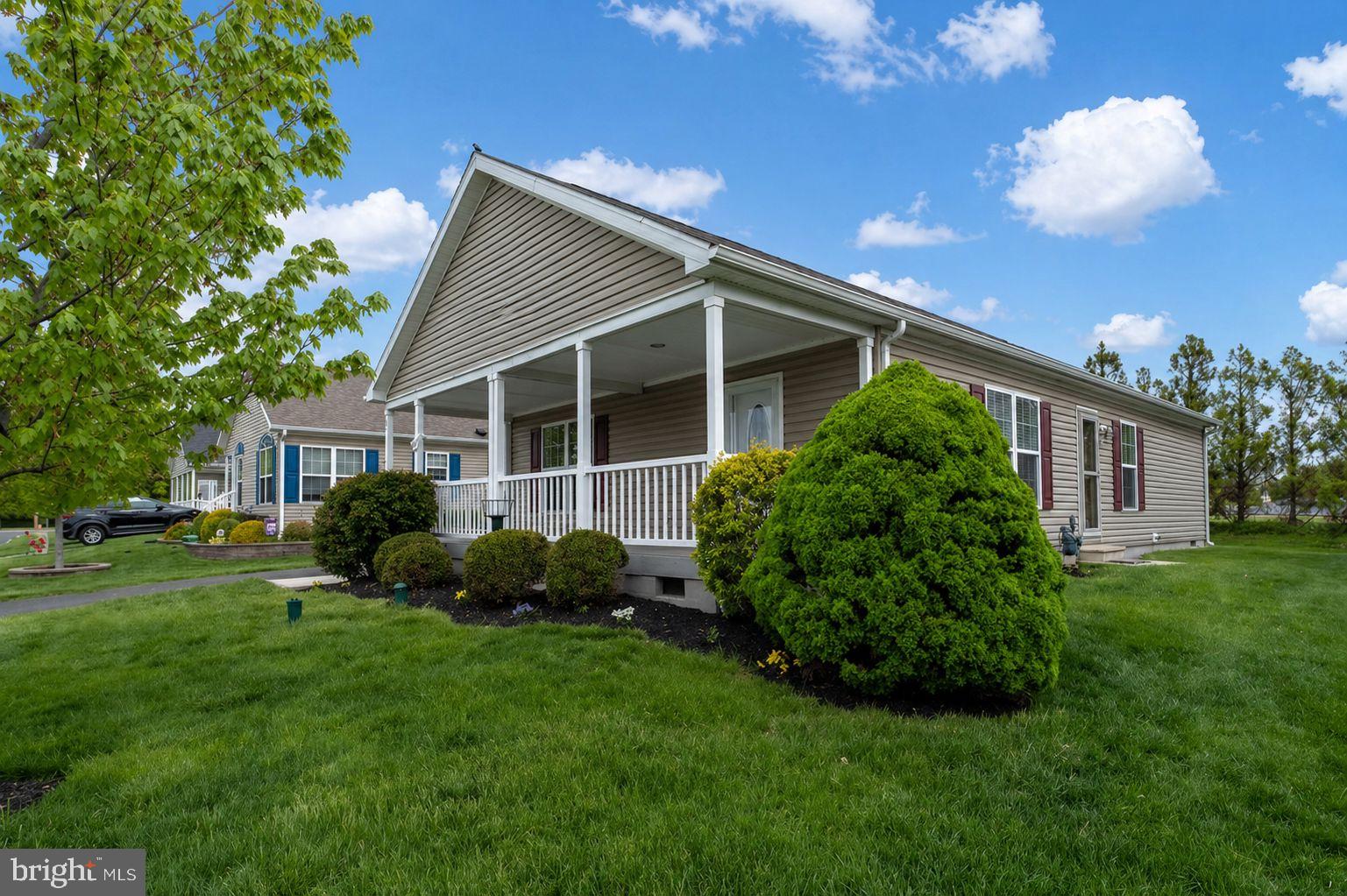 BLUE BELL SPRINGS - Residential