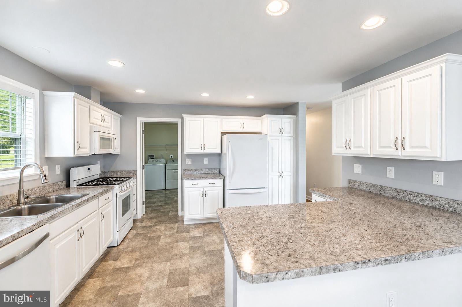 BLUE BELL SPRINGS - Residential