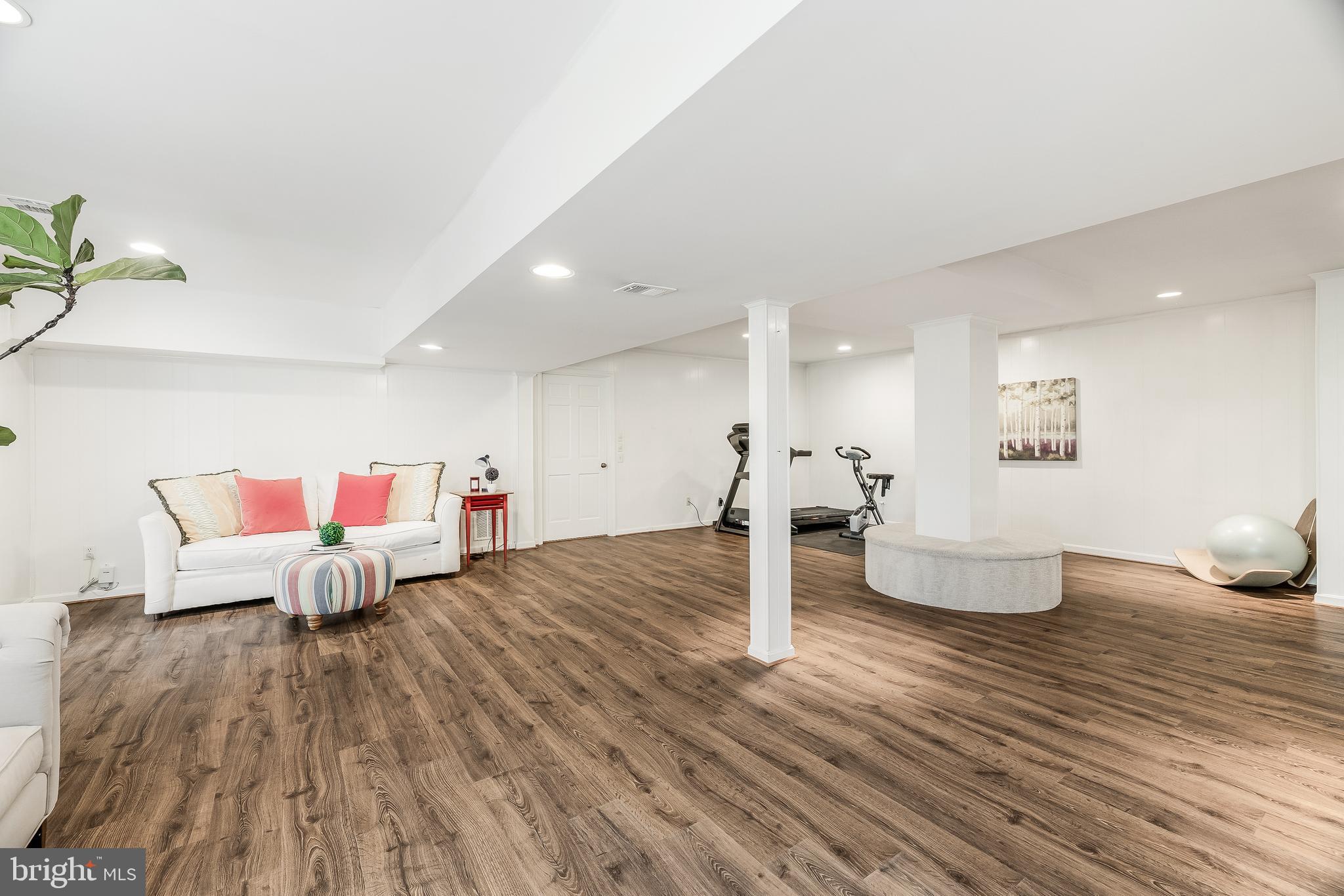 SCOTTS RUN - Residential