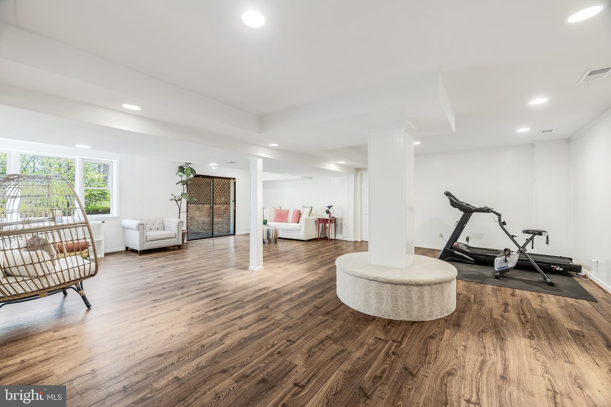 SCOTTS RUN - Residential