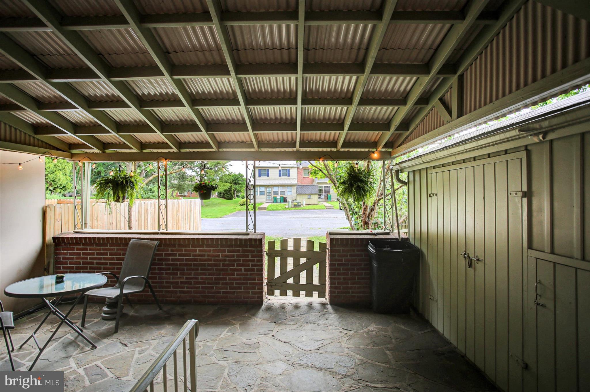 COLDBROOK - Residential