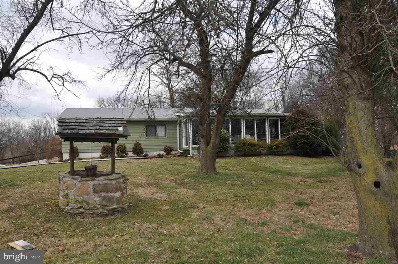 CANADOCHLY RD - Residential