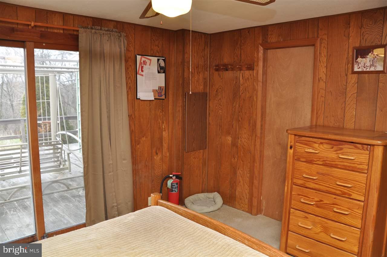 CANADOCHLY RD - Residential