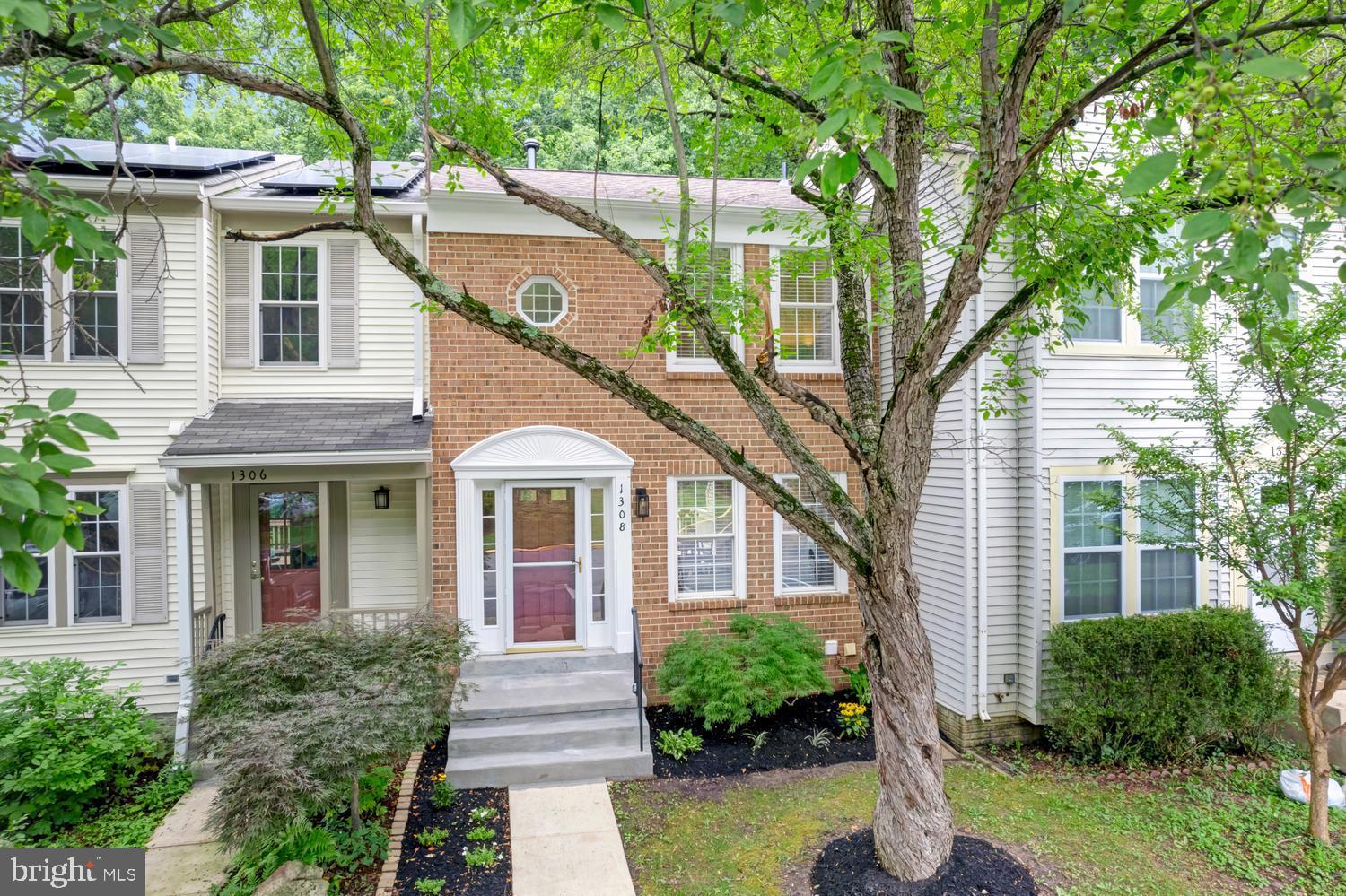 1308 ALDERTON LANE