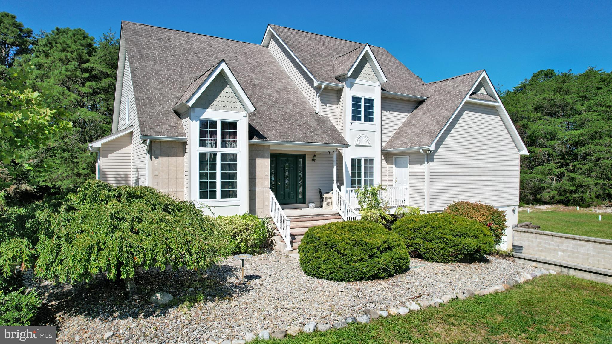 892 HOGBIN ROAD
