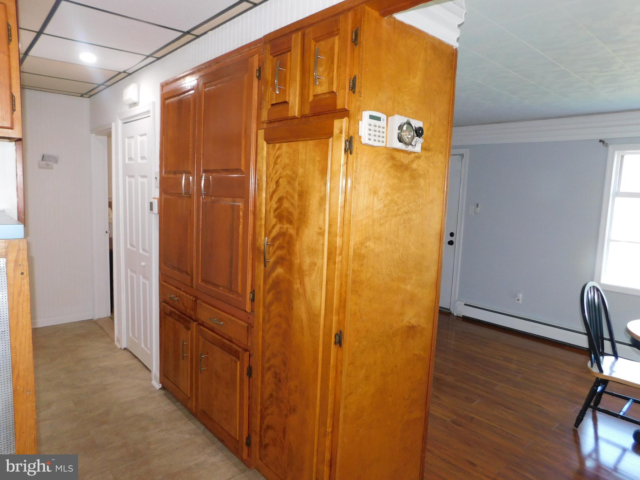 POTTSGROVE MANOR - Residential