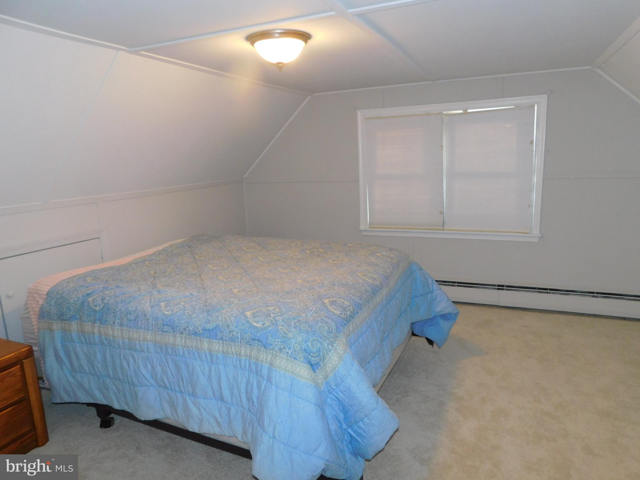 POTTSGROVE MANOR - Residential