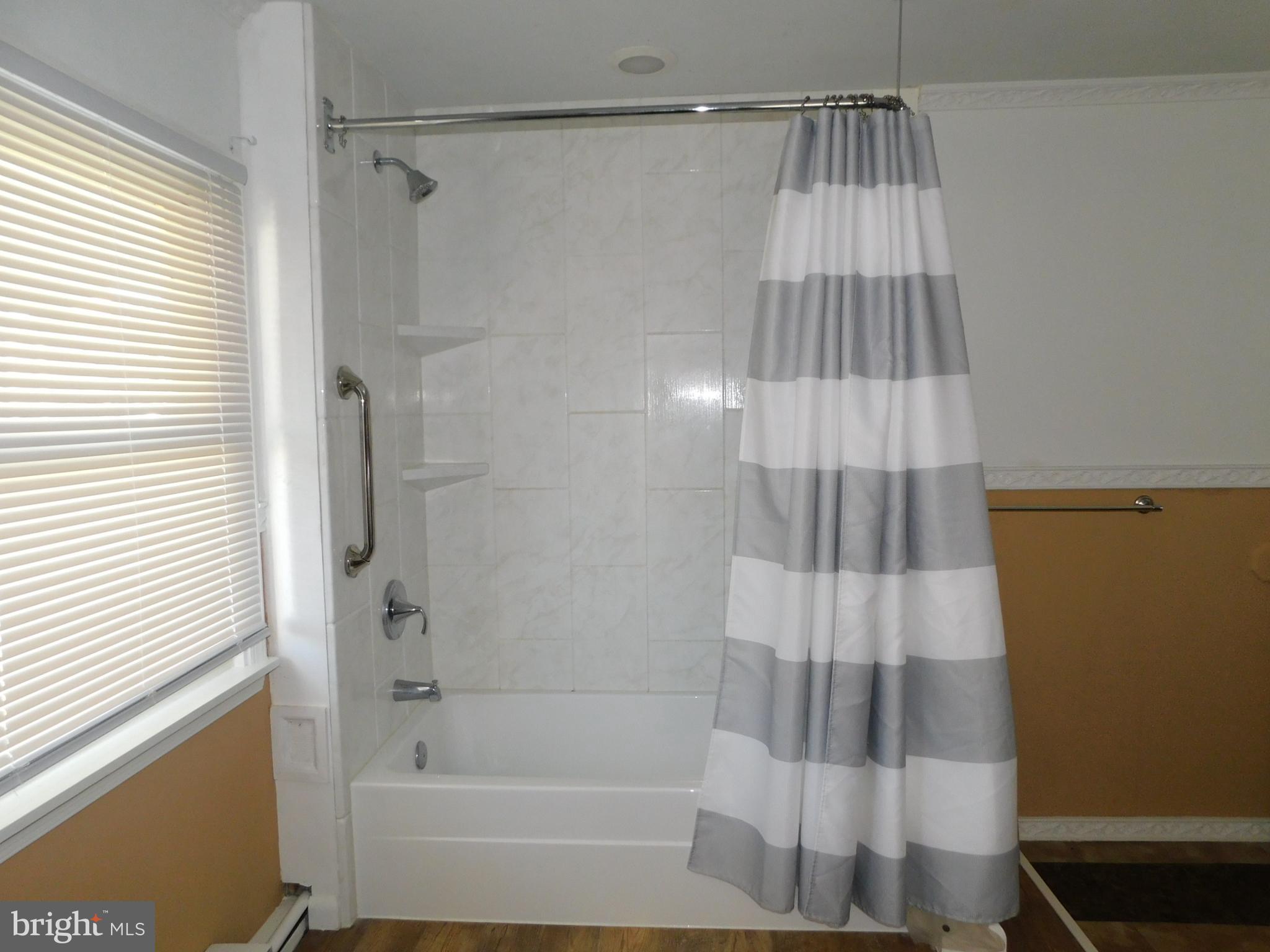 POTTSGROVE MANOR - Residential