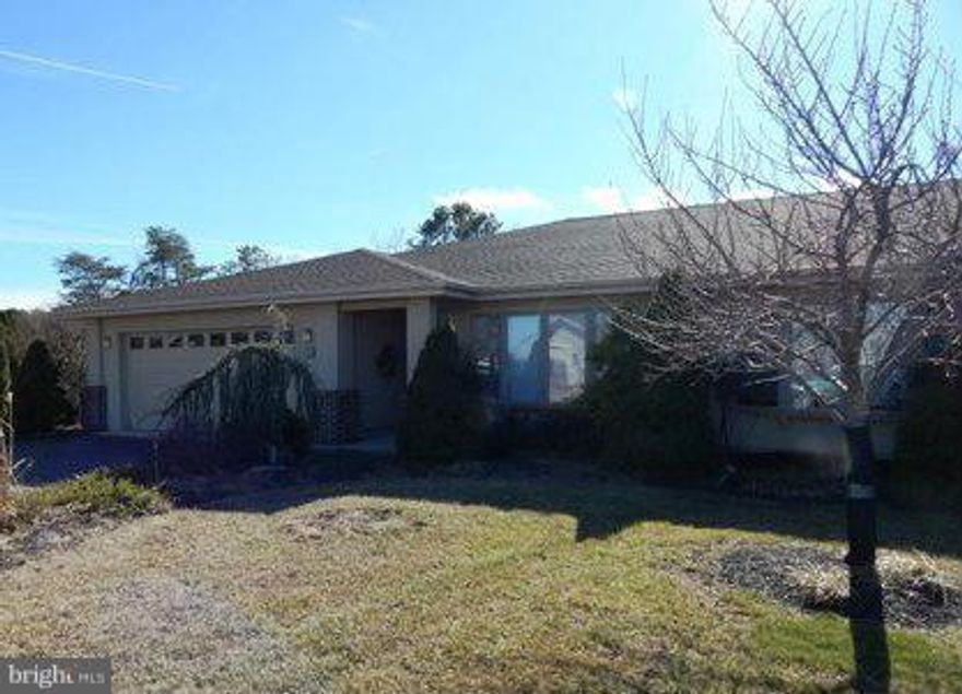 One level living in this beautiful  3BR, 2 BA patio home with views of the 4th tee & fairway of Mt. View Golf Course.  Spacious LR features a  gas Fireplace, kitchen with breakfast room, and  patio off Sun Room.  2 car garage w/ attic storage.  No pets or Smokers.  Tenant pays all utilities.  Full Golf/Indoor/Outdoor membership included in rent.  Minimum 12 month lease. Also for sale BE8567546