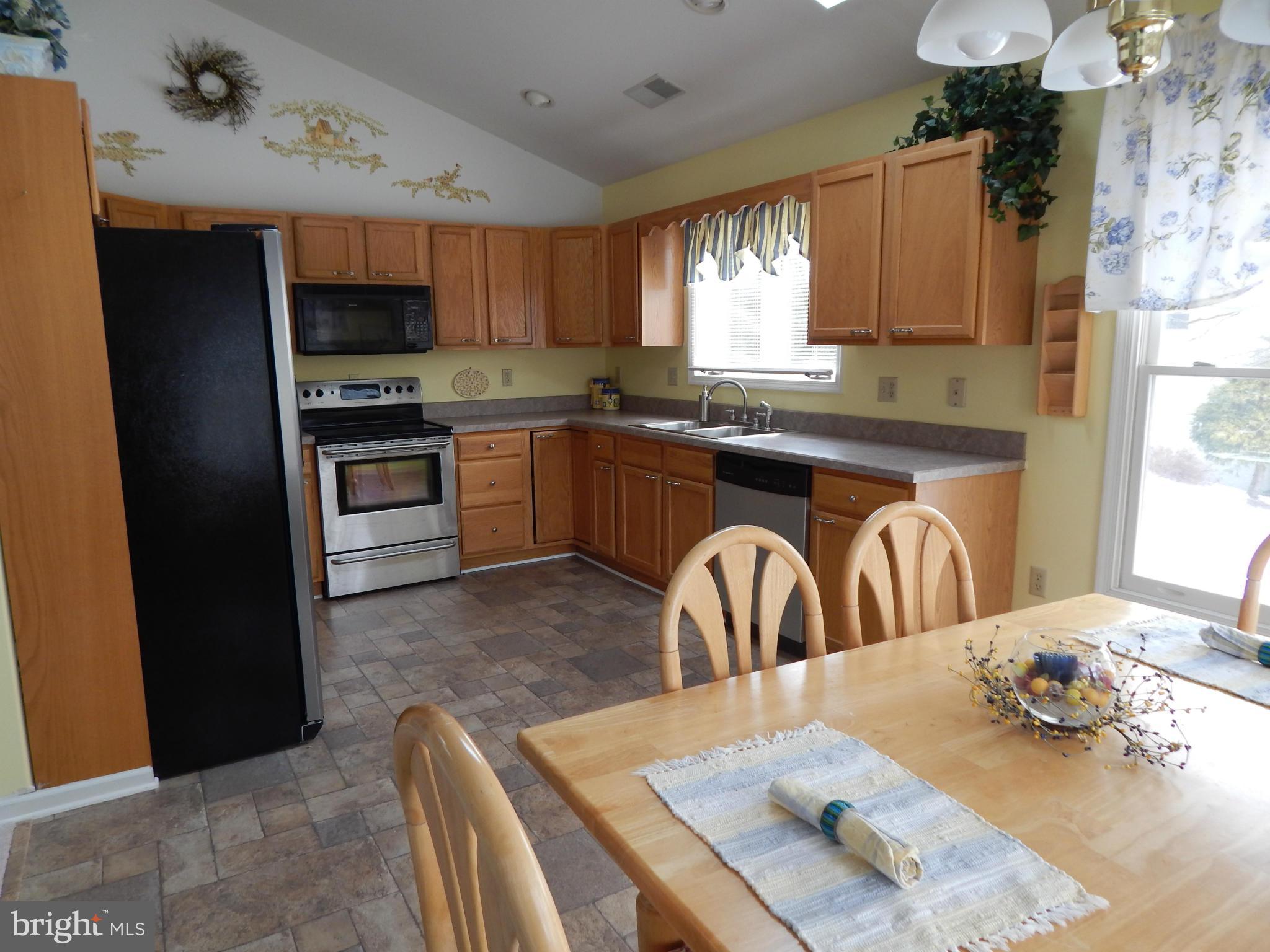 THE WOODS - Residential Lease