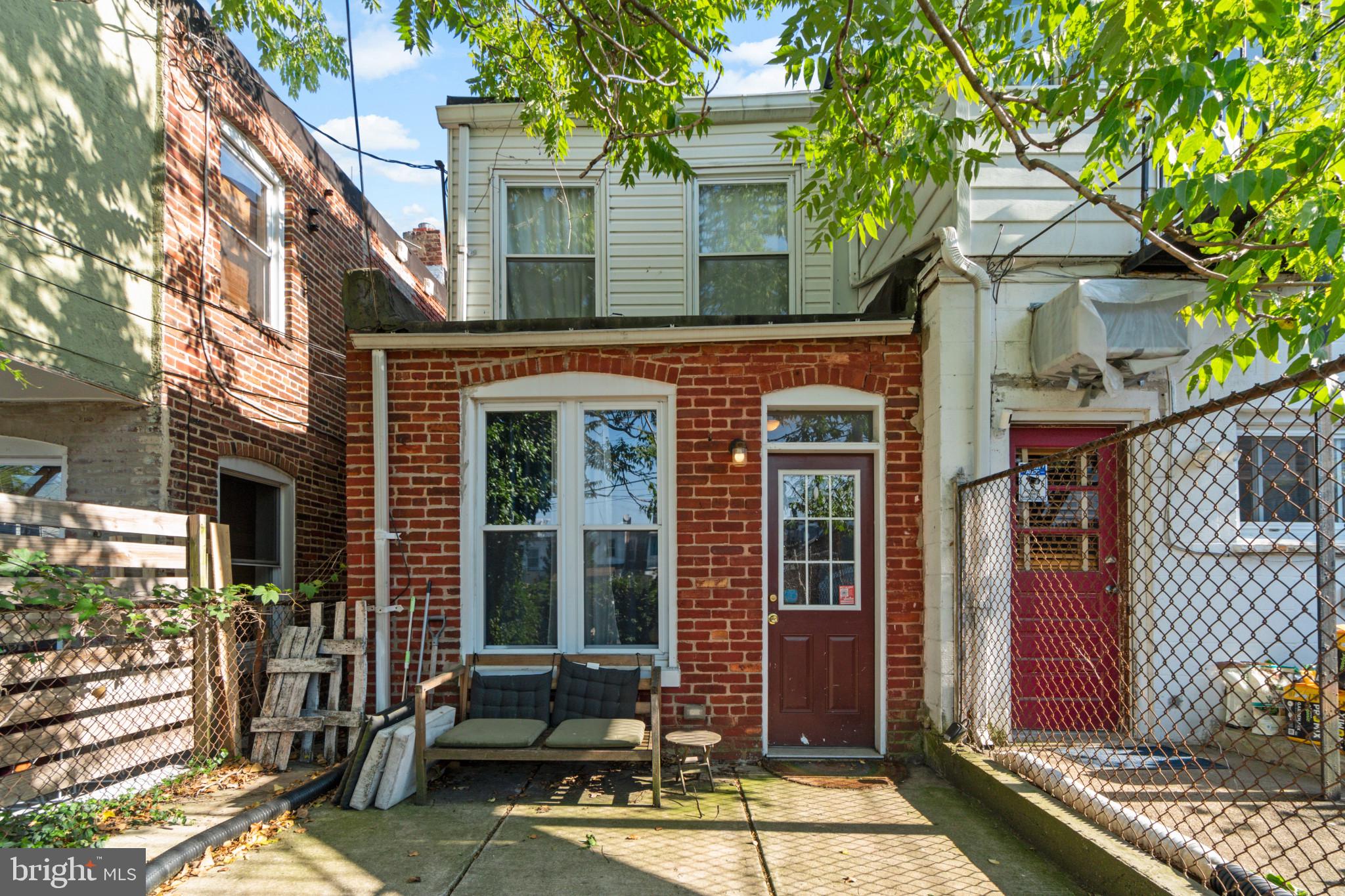 HAMPDEN HISTORIC DISTRICT - Residential Lease