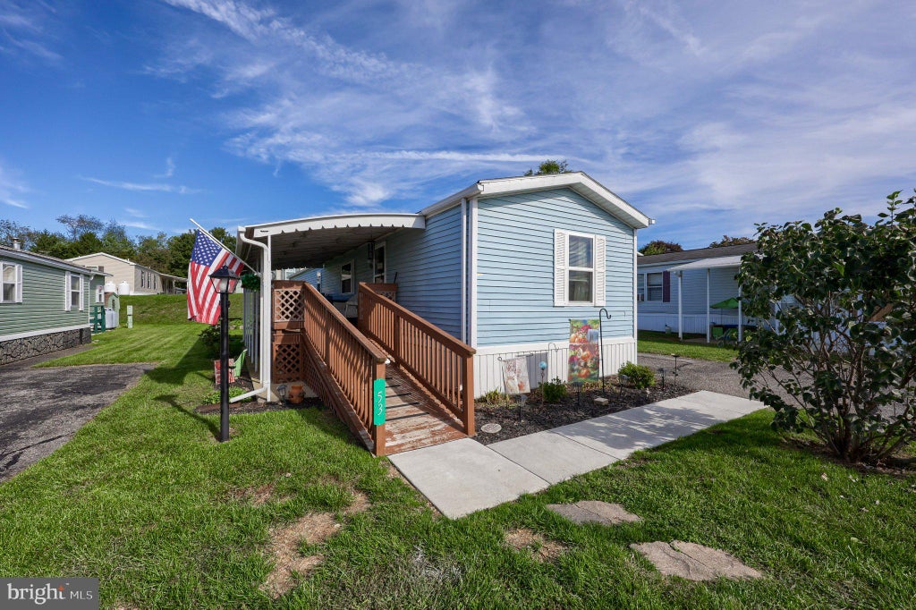 Photo of 53 Ridgewood Mnr, MANHEIM, PA 17545 (MLS # PALA2096034)