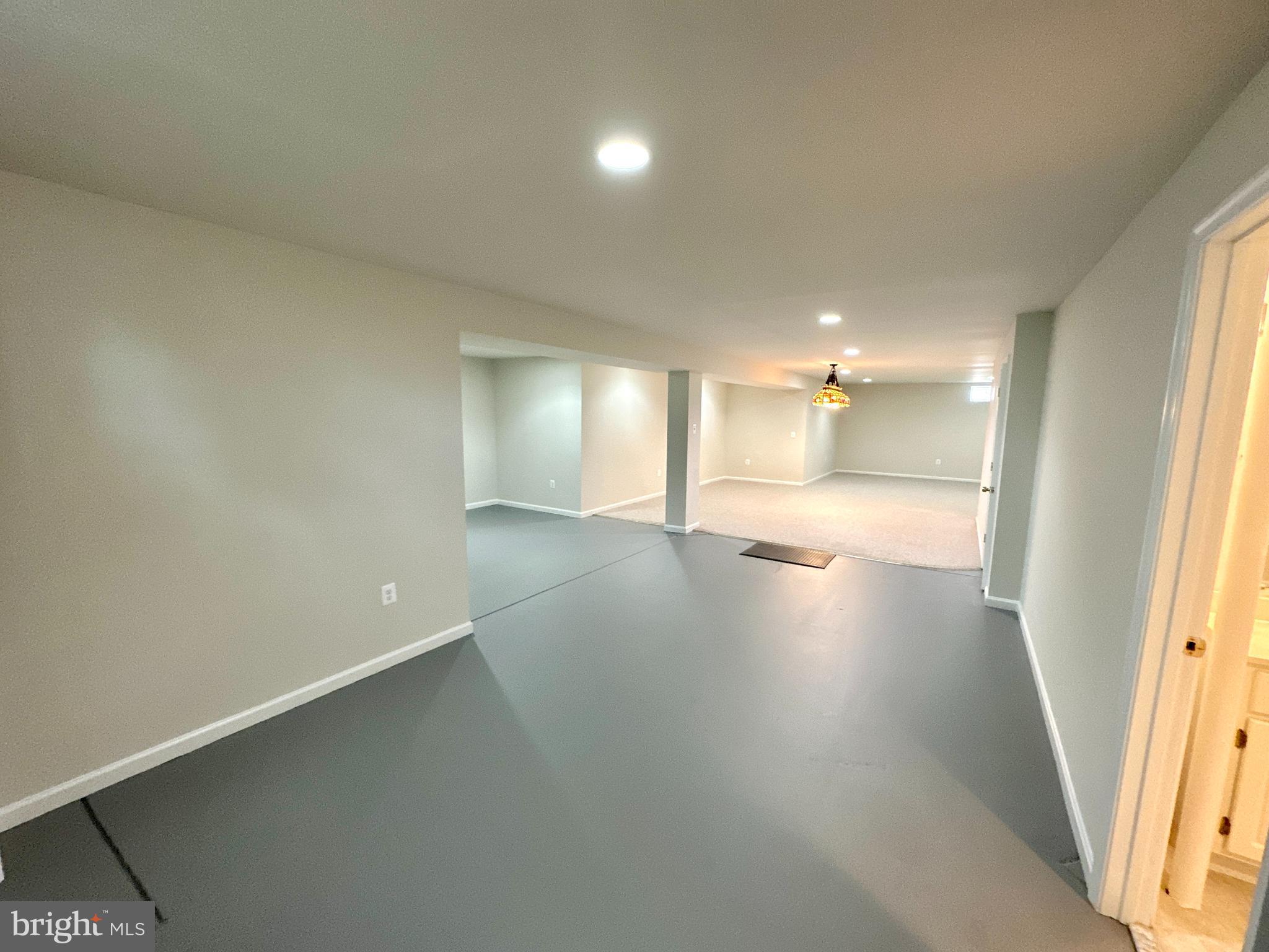 CLARKS GLEN - Residential Lease