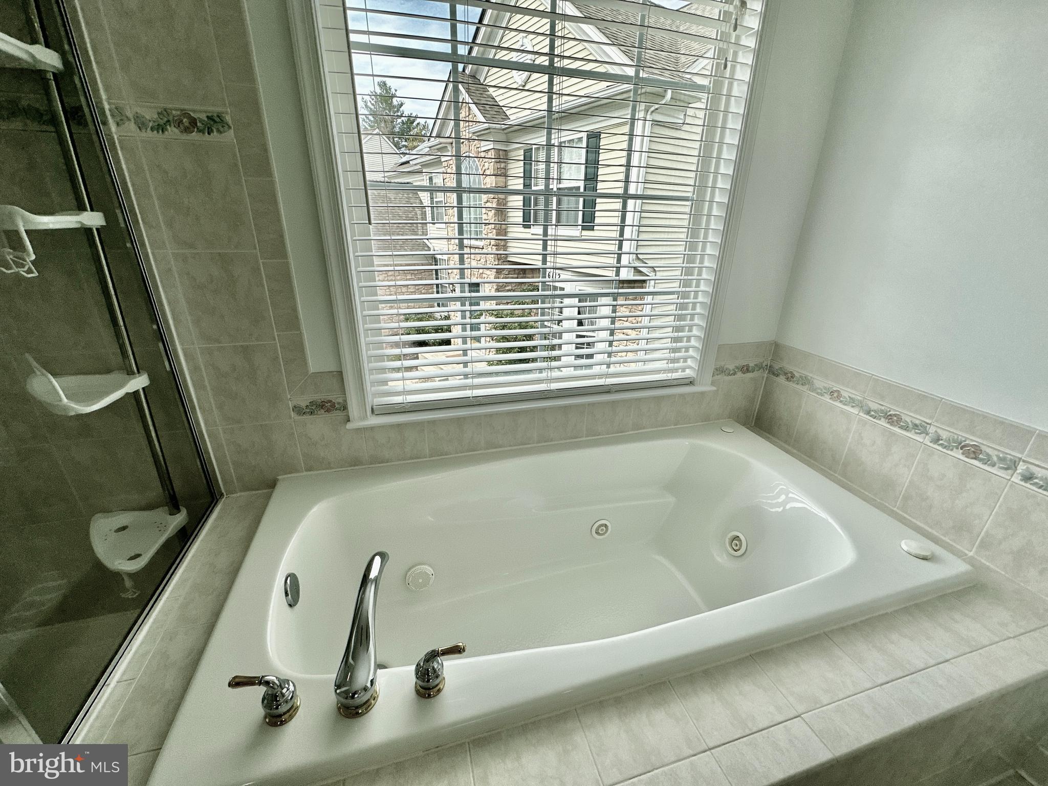 CLARKS GLEN - Residential Lease