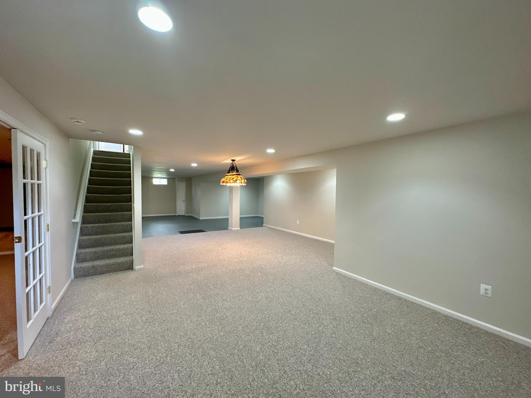 CLARKS GLEN - Residential Lease