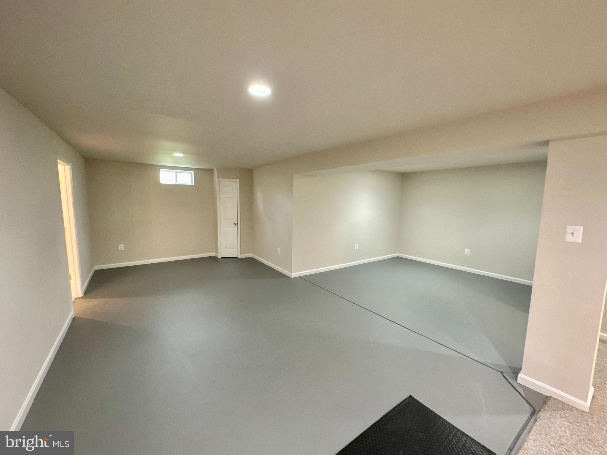 CLARKS GLEN - Residential Lease