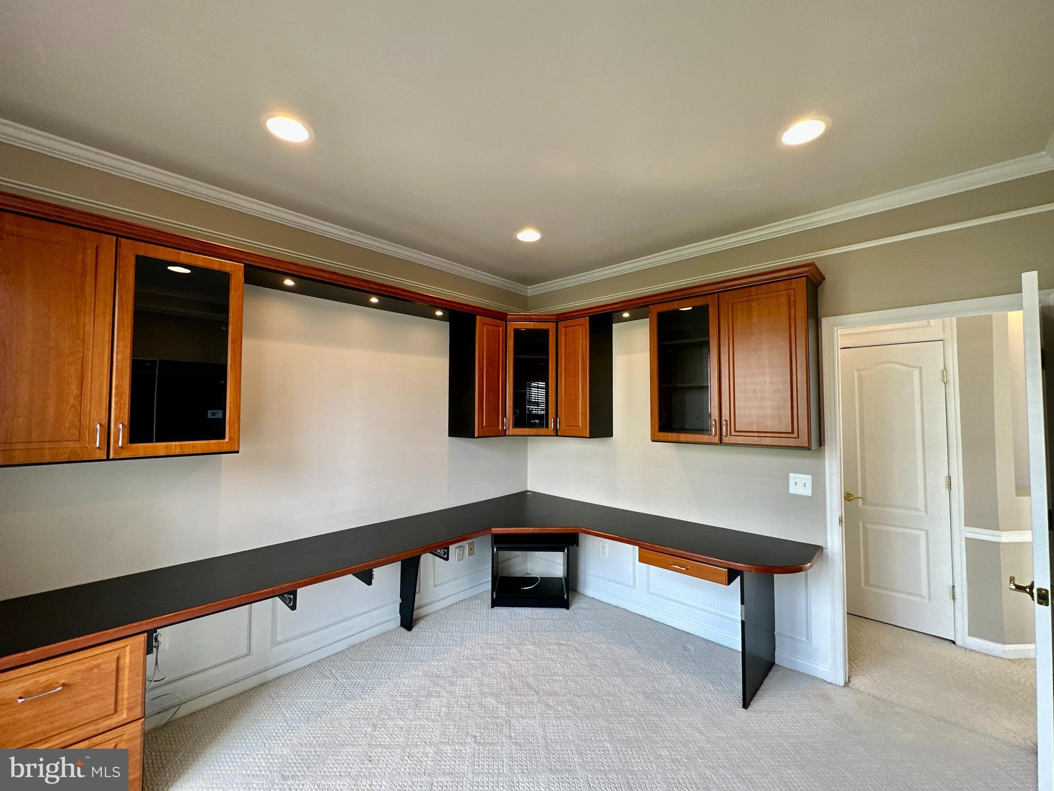 CLARKS GLEN - Residential Lease