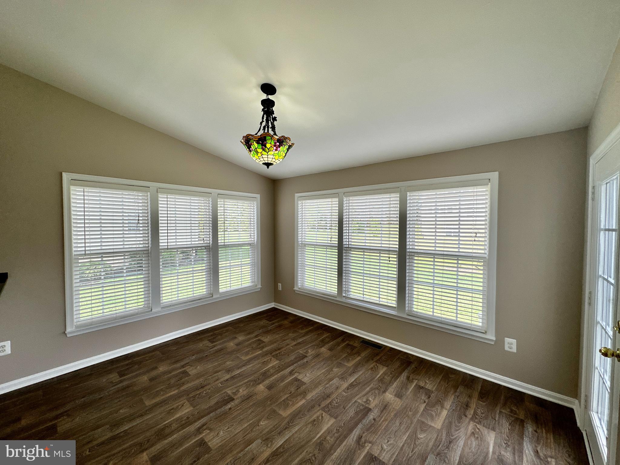 CLARKS GLEN - Residential Lease