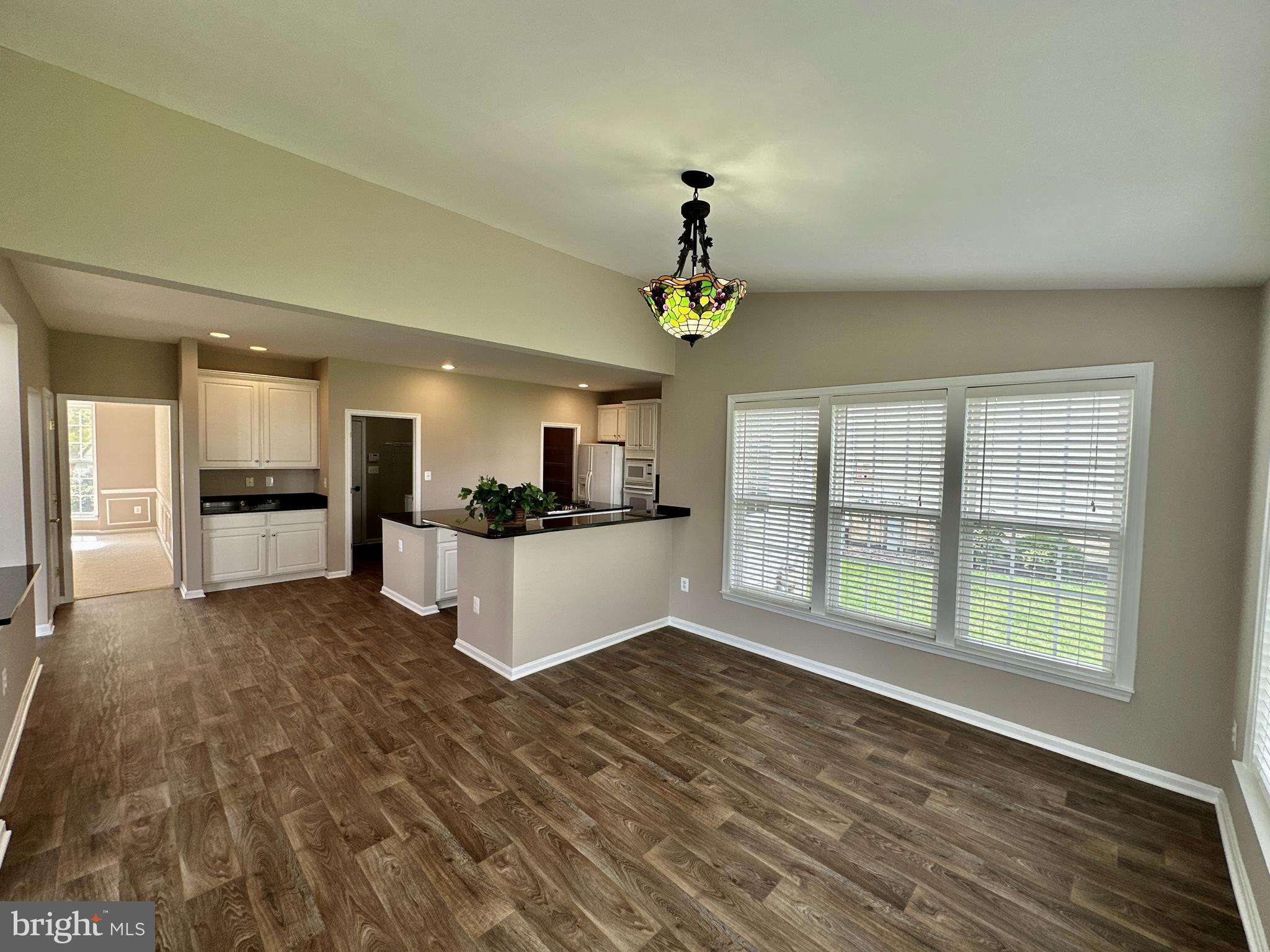 CLARKS GLEN - Residential Lease