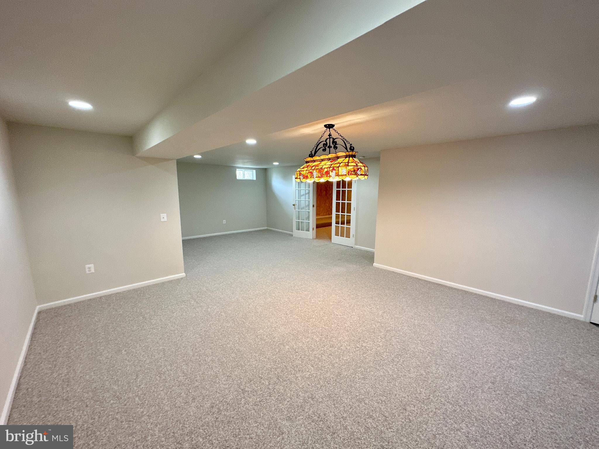 CLARKS GLEN - Residential Lease