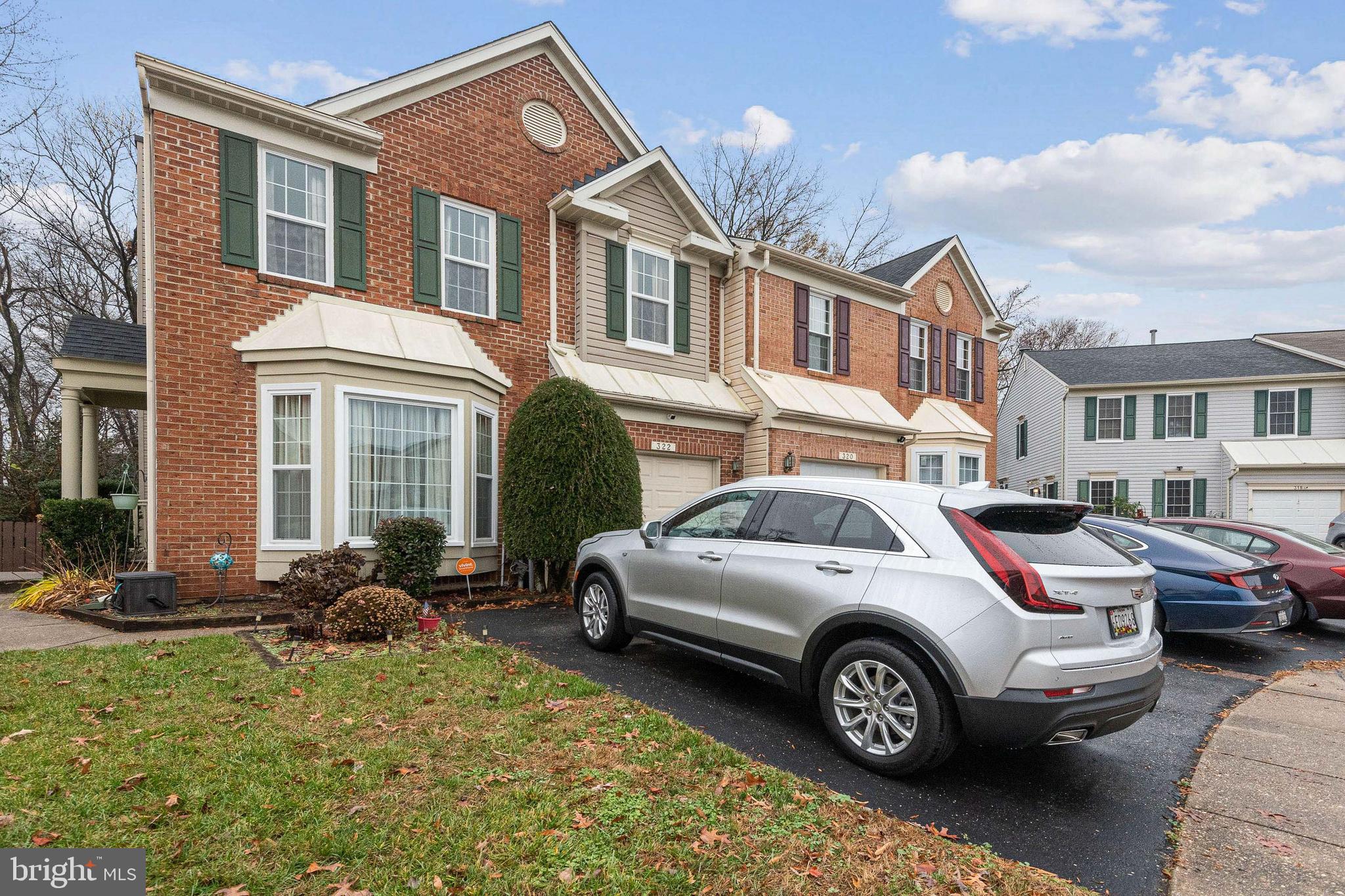 SEVEN OAKS - Residential