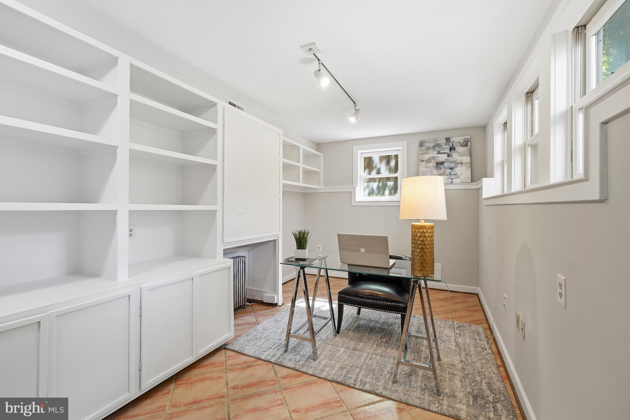 BLAIR - Residential