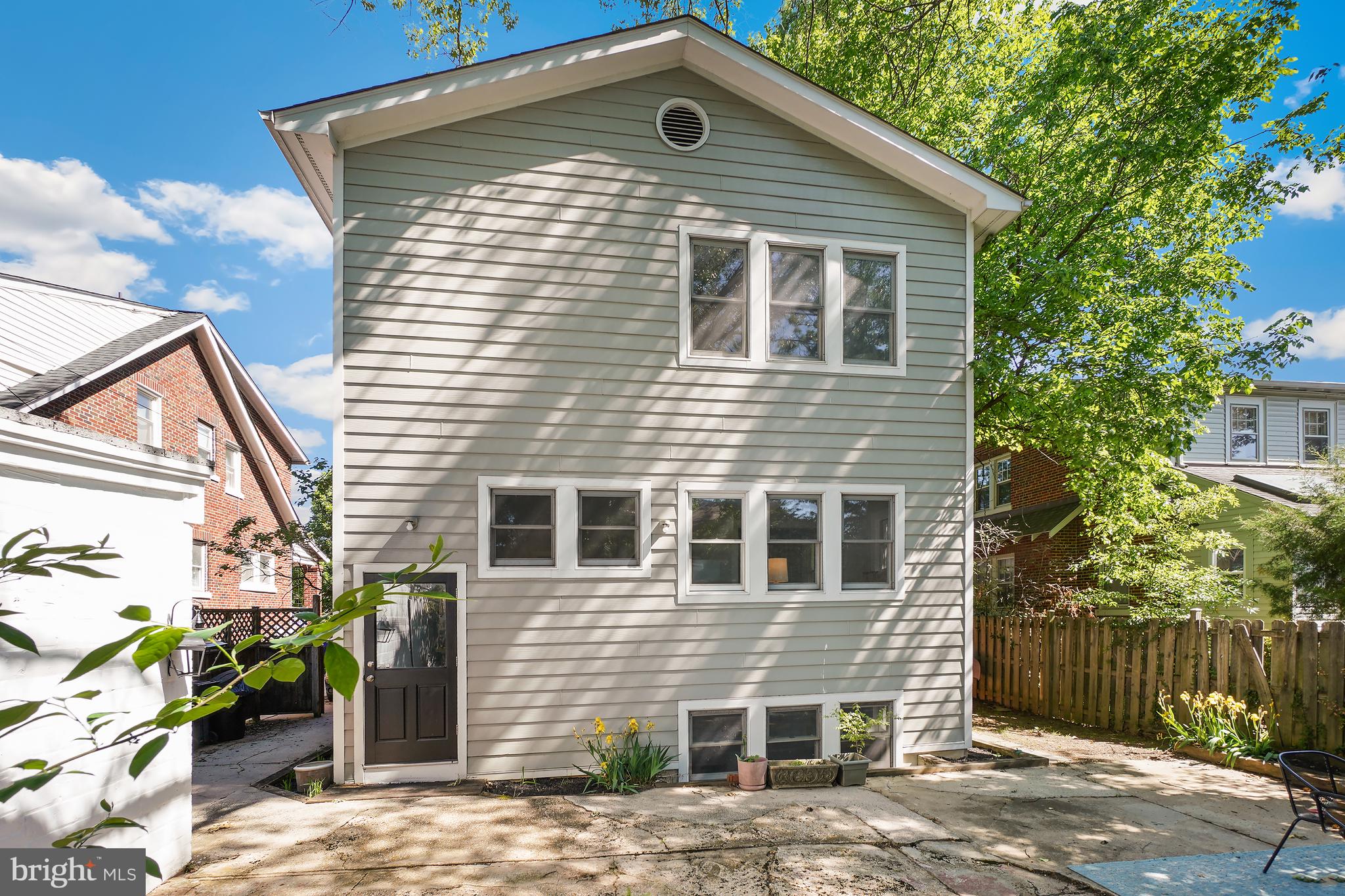 BLAIR - Residential