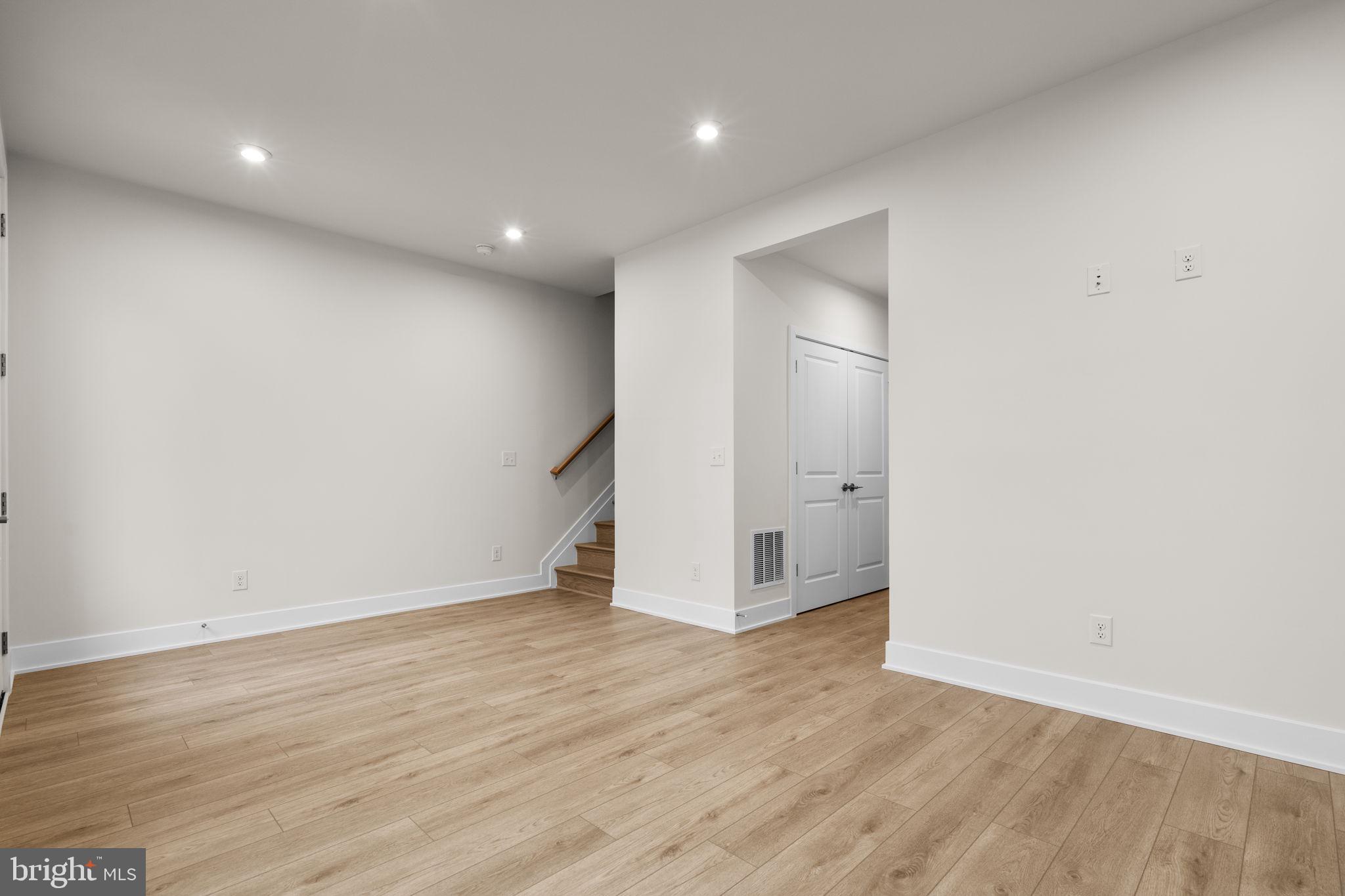 ASHBERRY - Residential