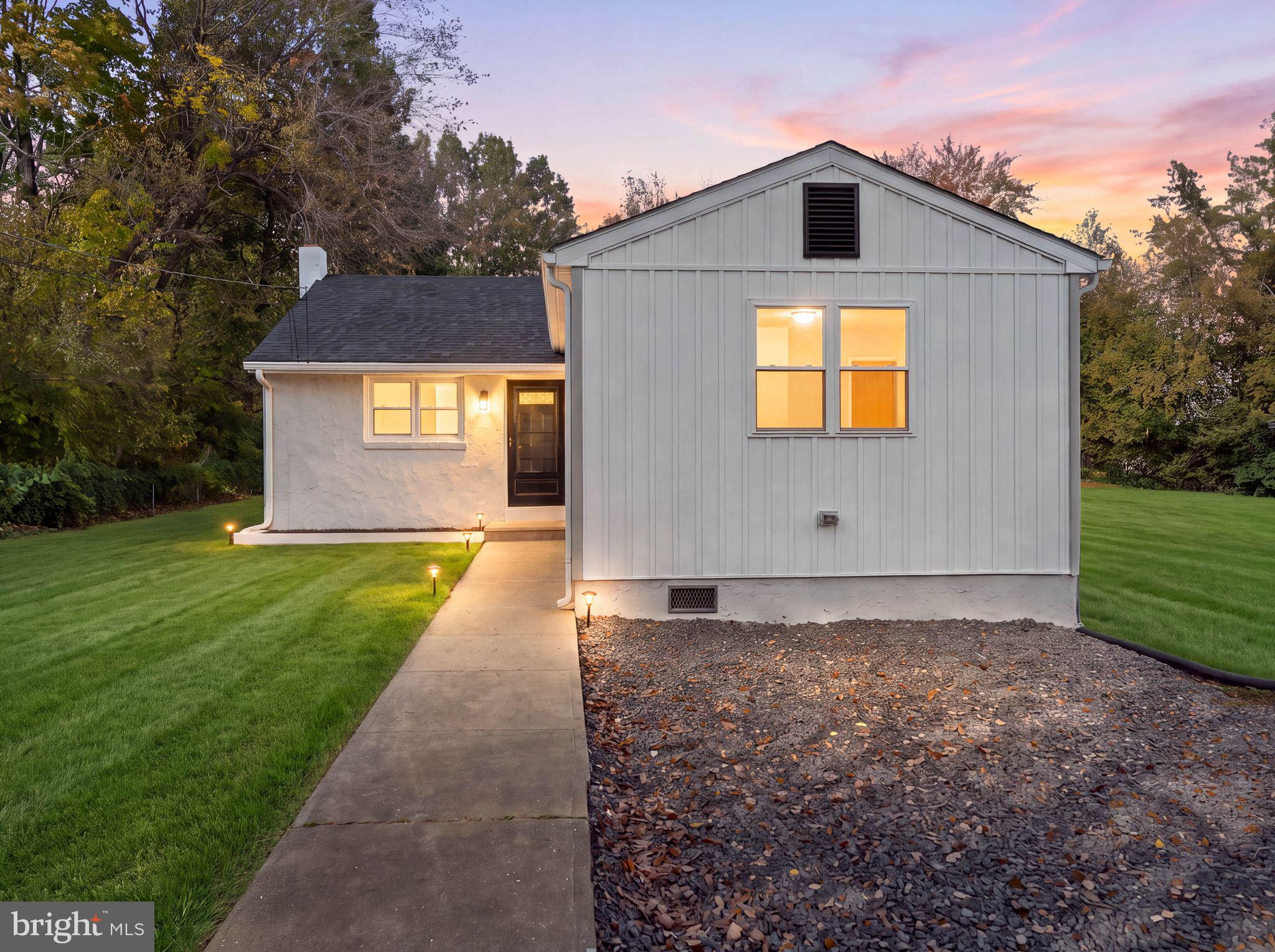 17 COLES ROAD