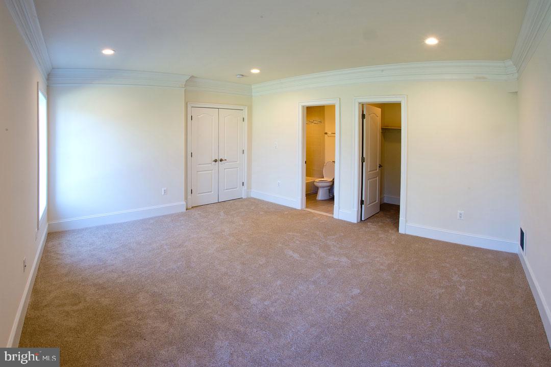 HOLMES RUN ACRES - Residential