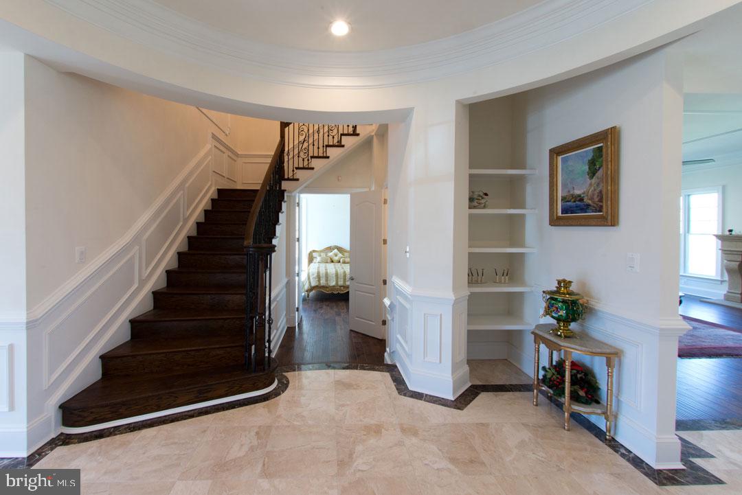 HOLMES RUN ACRES - Residential