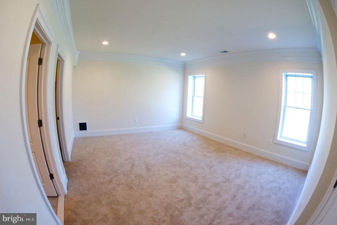 HOLMES RUN ACRES - Residential