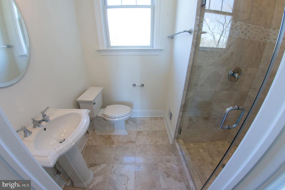 HOLMES RUN ACRES - Residential