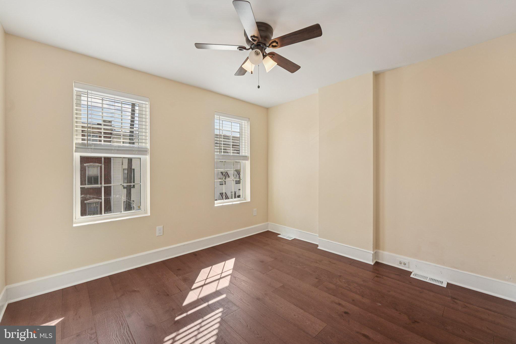 NORRISTOWN - Residential