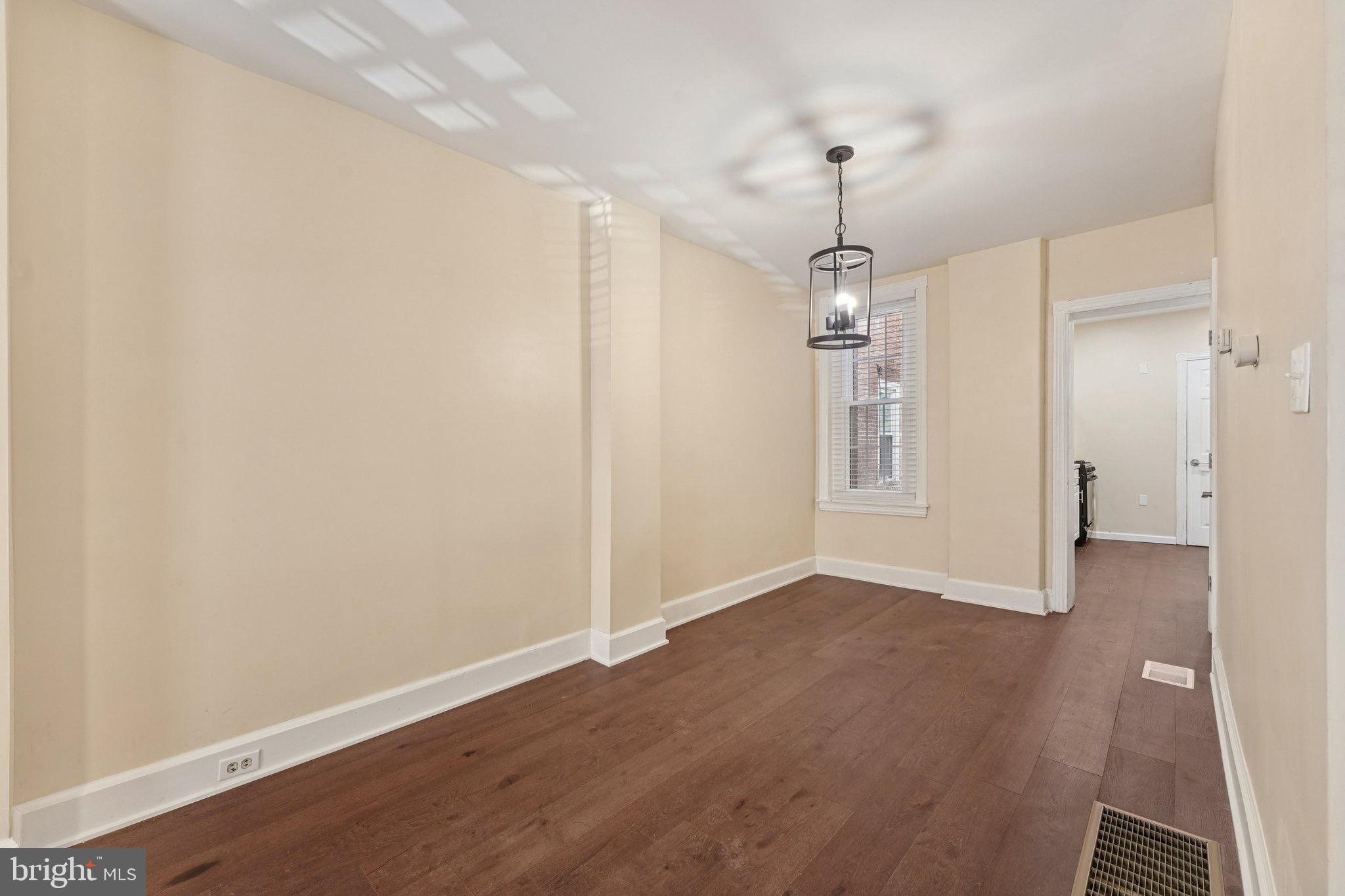 NORRISTOWN - Residential