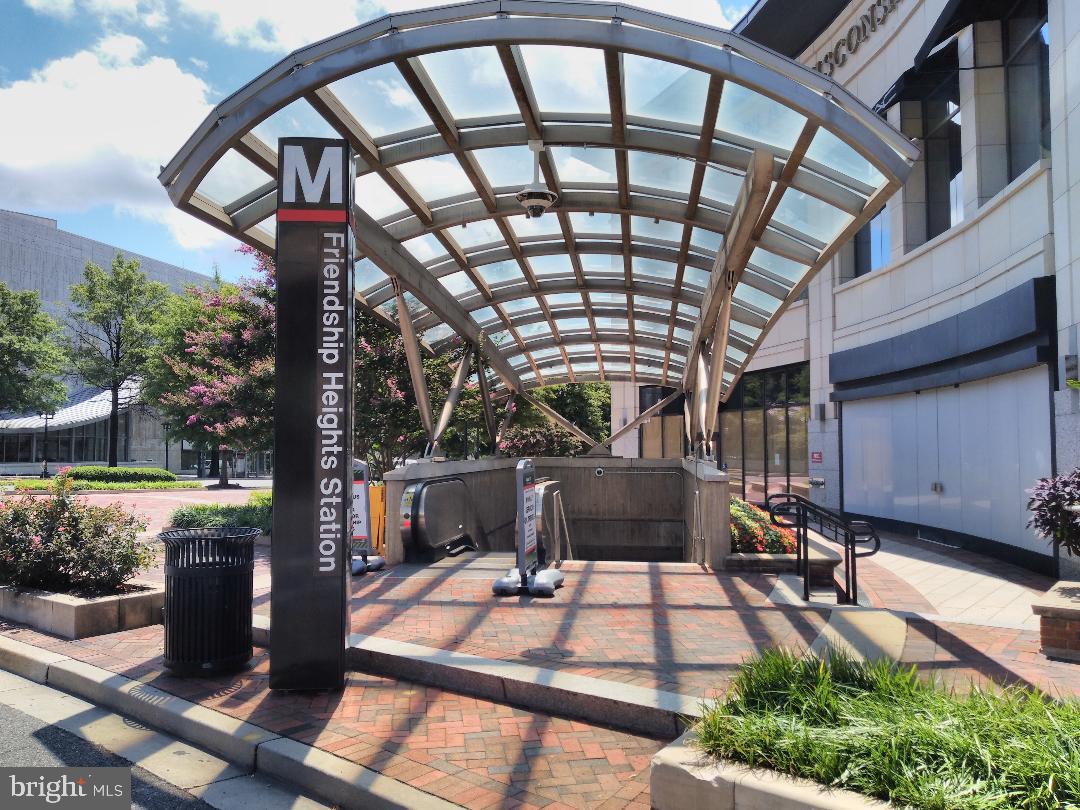 WILLOUGHBY OF CHEVY CHASE - Residential Lease