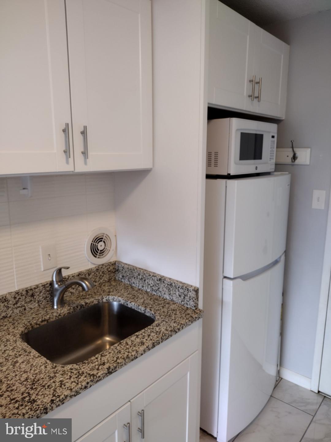 WILLOUGHBY OF CHEVY CHASE - Residential Lease