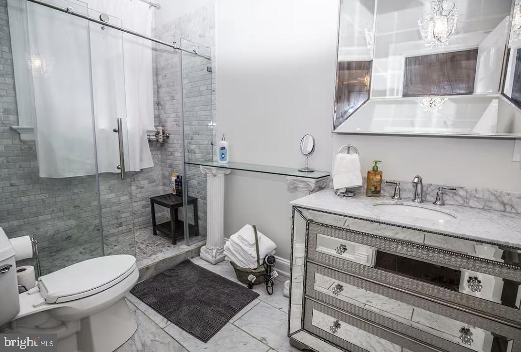 HISTORIC FAN DISTRICT - Residential