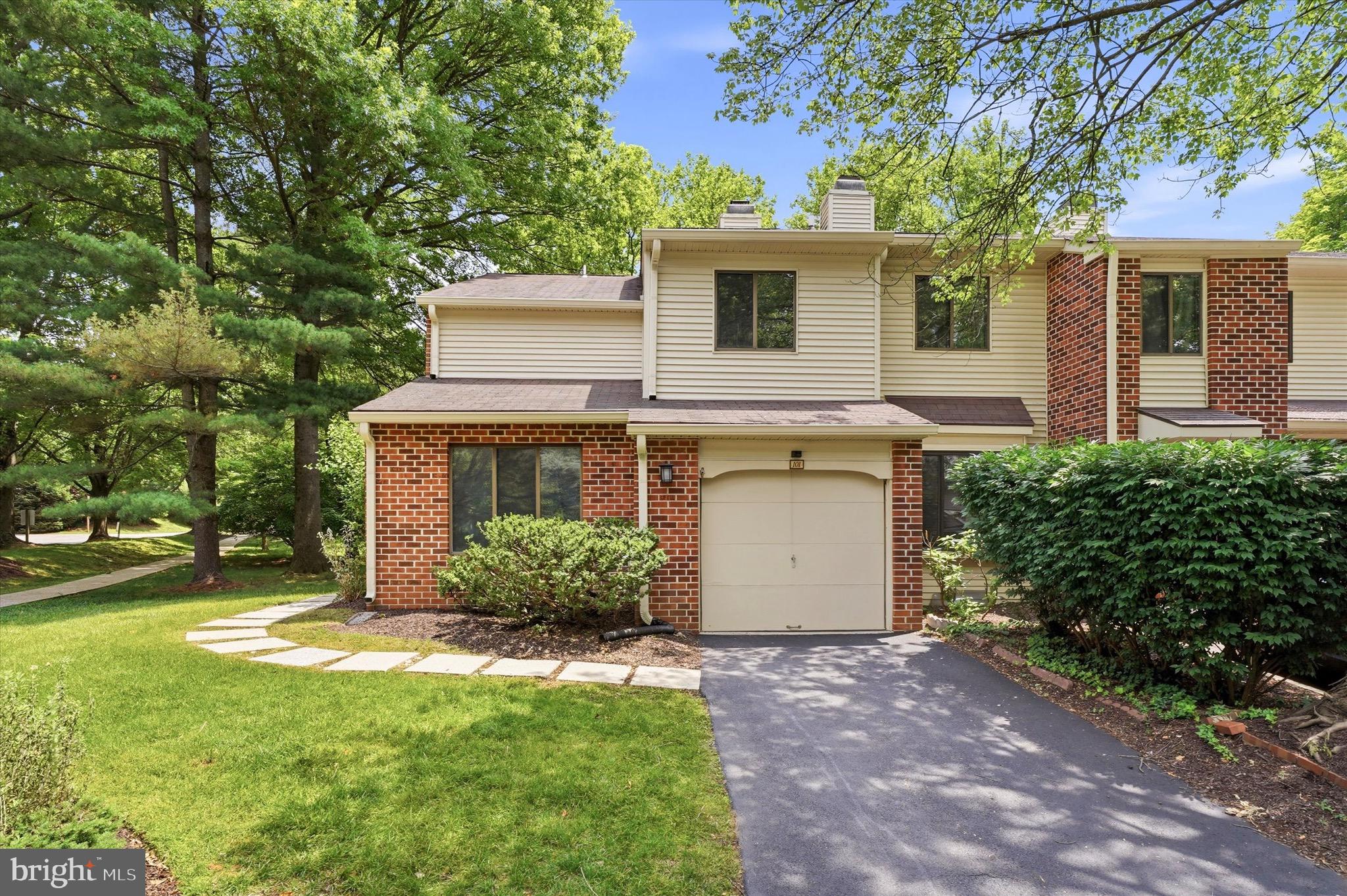 Photo 1 of 27 — 101 ELGIN COURT 363, CHESTERBROOK, PA 19087