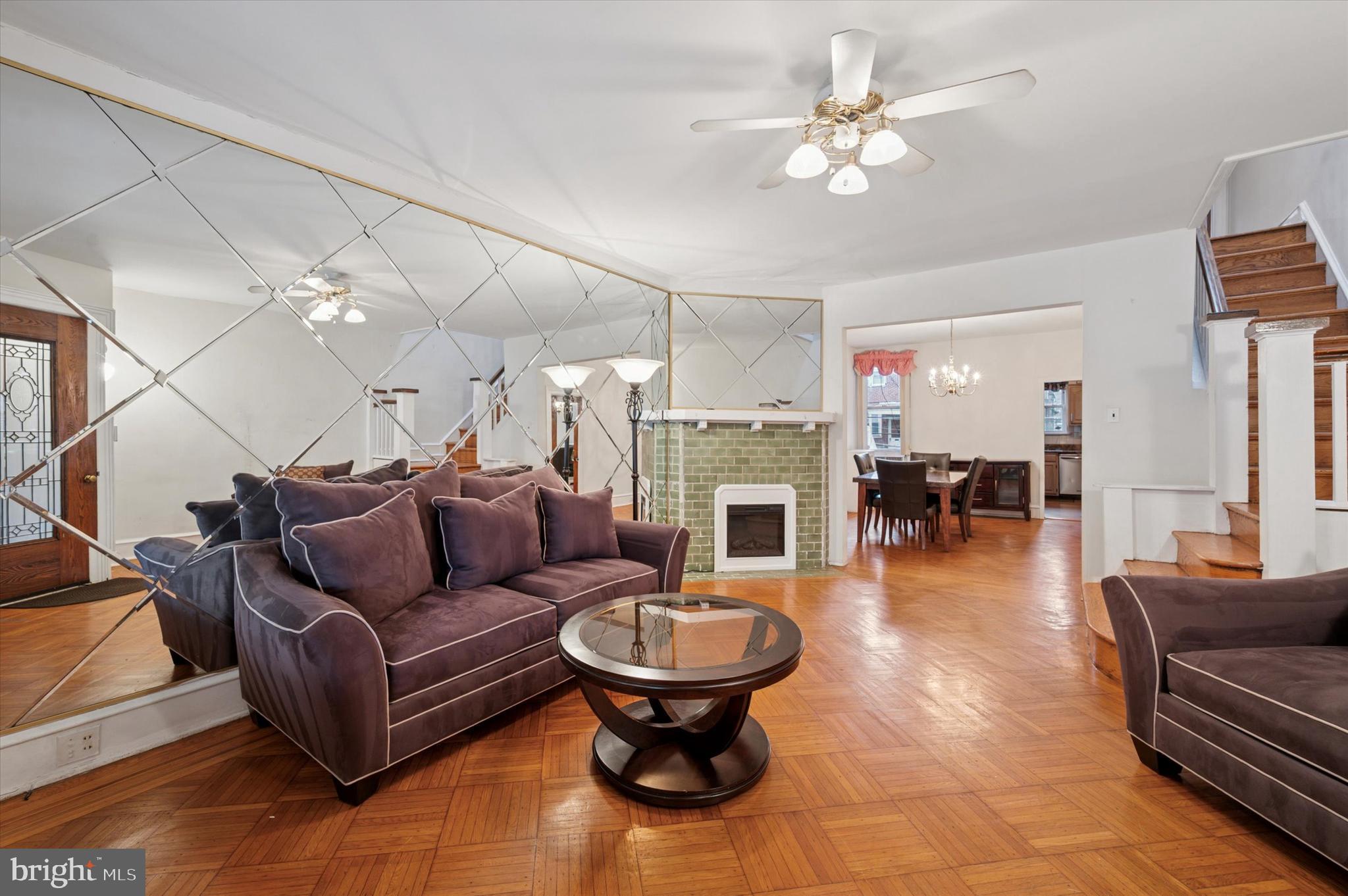 723 WYNNEWOOD ROAD