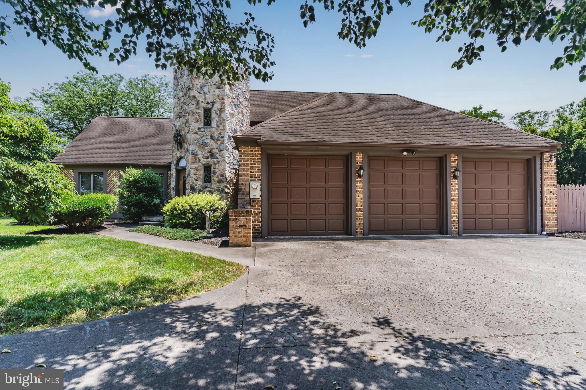 1215 GEORGETOWN CIRCLE