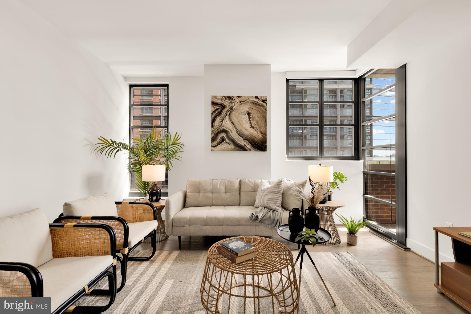 45 SUTTON SQUARE SW 303