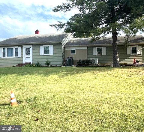 Homes For Sale - 1564 Sulphur Spring Road<br/> HALETHORPE, MD 21227