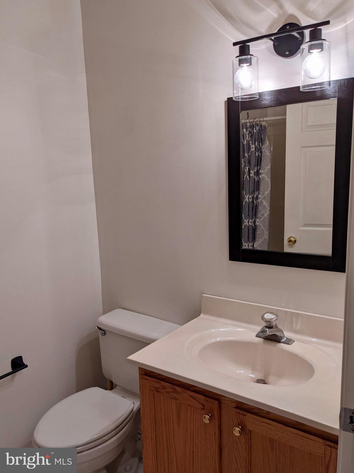 BAYSIDE - Residential Lease