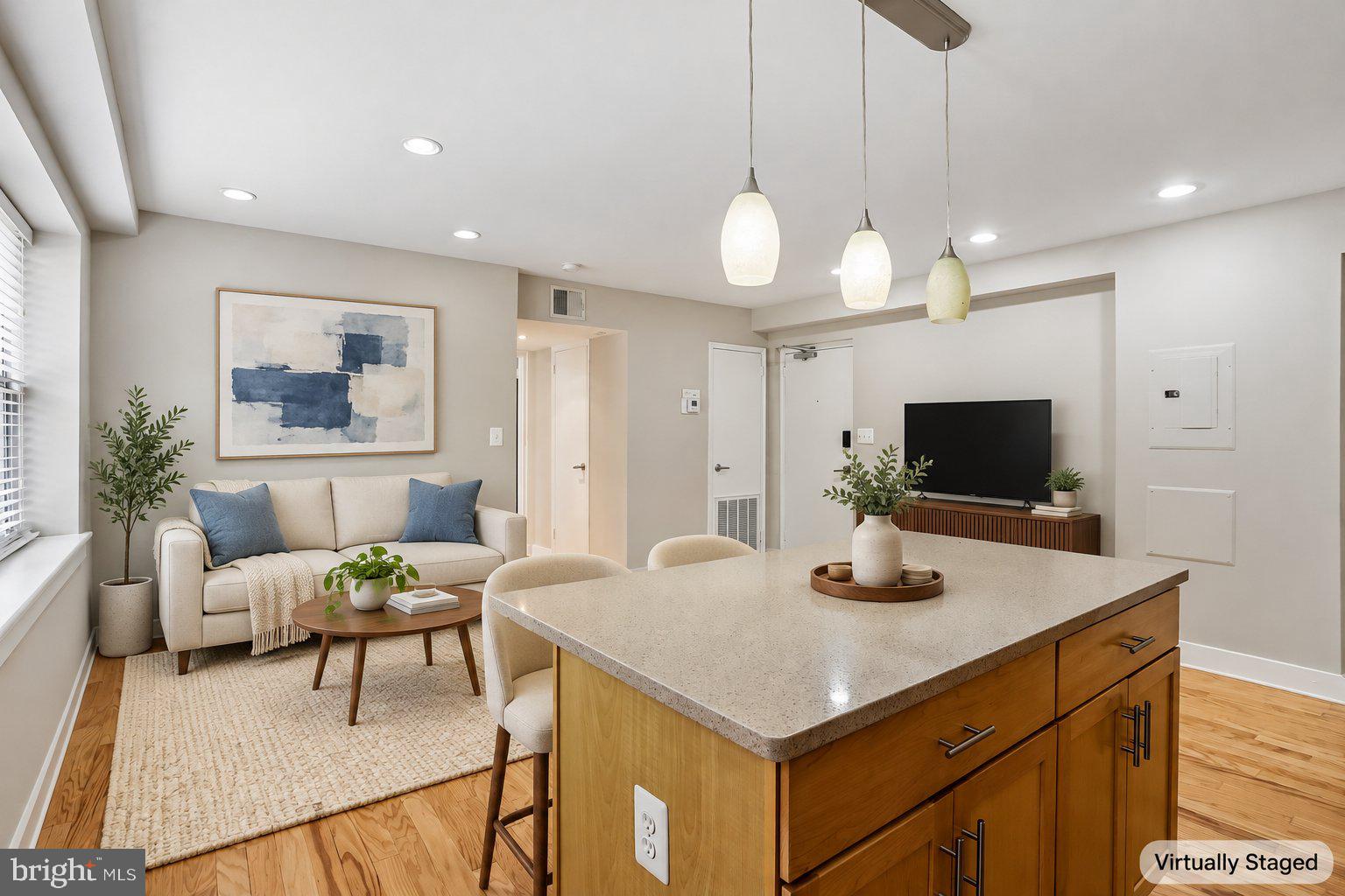 212 OAKWOOD STREET 212 SE 113
