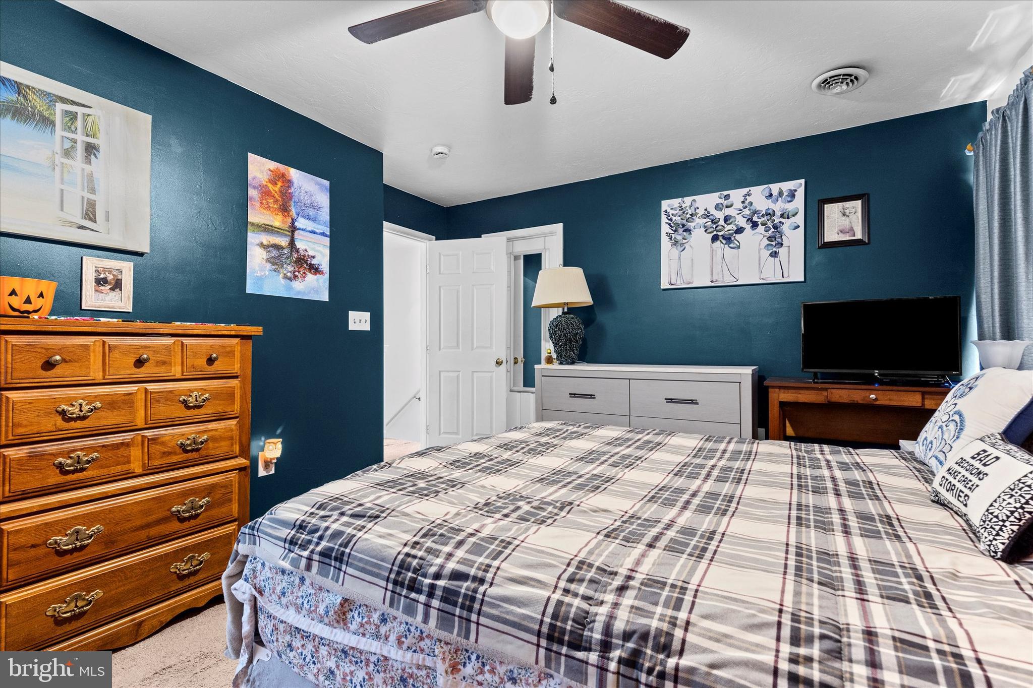 JACKSON HEIGHTS - Residential